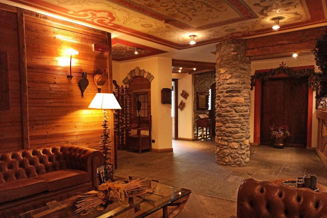 Le Miramonti Hotel Restaurant & Wellness Ла-Тюйль Экстерьер фото