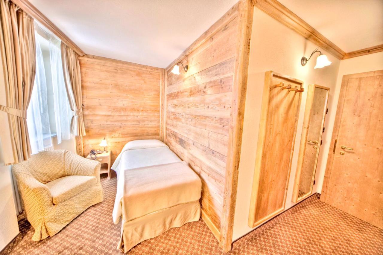 Le Miramonti Hotel Restaurant & Wellness Ла-Тюйль Экстерьер фото